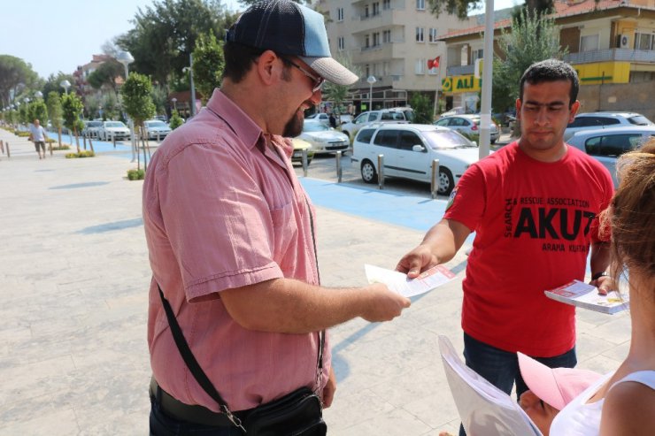 AKUT’tan broşürlü bilgilendirme