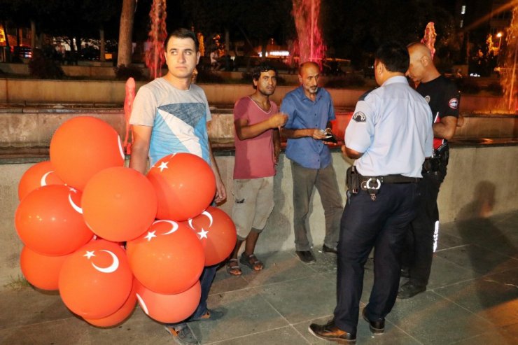 Antalya’da seyyar satıcılara sivil baskın