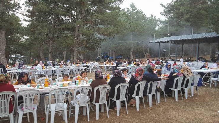 Başkan Yalçın, Belediye Meclis üyeleriyle piknikte buluştu