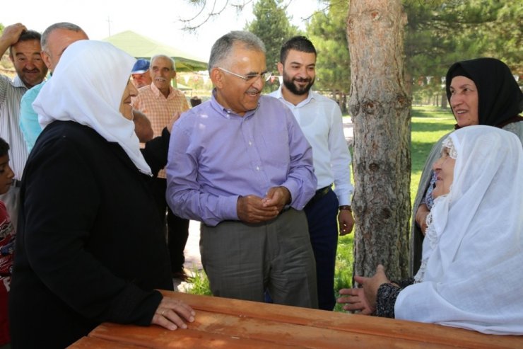 Halk pikniğinde Anadolu Kültür Mozaiği’nin zenginliği sergilendi