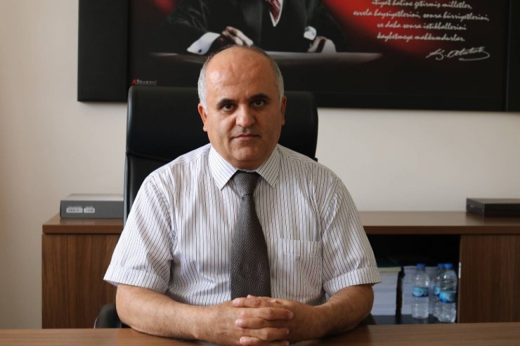 İnönü Üniversitesi Sosyal Bilimler Enstitüsü Müdürü Prof. Dr. Mehmet Kubat: