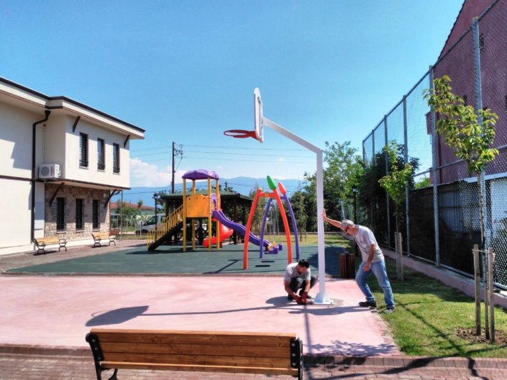 İzmit parkları bakıma alındı