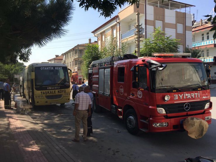 Karaman’da midibüste yangın paniği