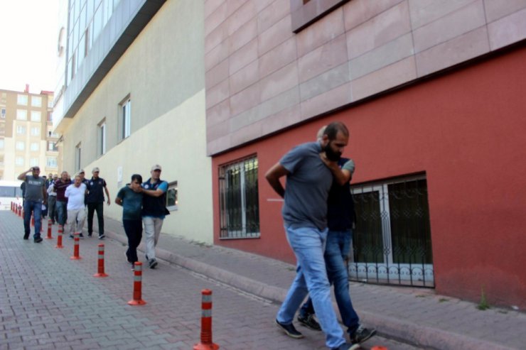 Kayseri’de PKK propagandası yapan 9 kişi adliyeye sevk edildi