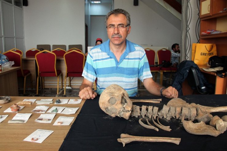 Harput kazılarında insan iskeleti bulundu