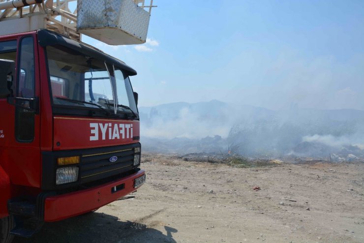 Ortaca’da çöplük yangını