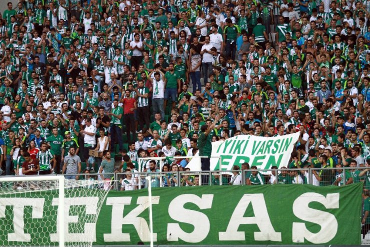 Bursaspor seyircisiyle buluştu