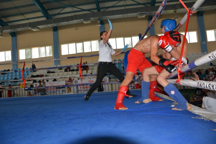 Kick Boks Korkuteli Kaymakamlık Kupası Başladı