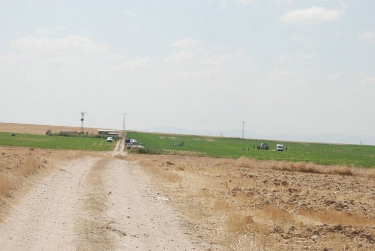 Baba ve iki oğlu tarla yüzünden öldürüldü