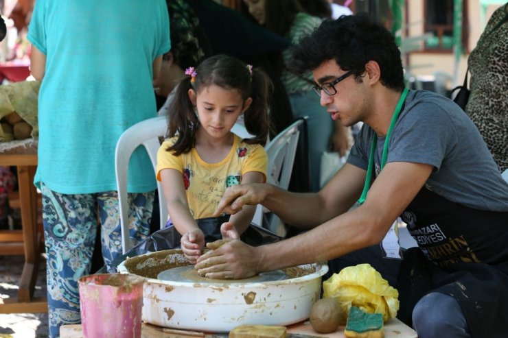 Ateşin toprakla dansı devam ediyor