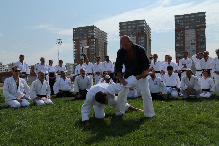 Başkent’te aikido antrenörlüğü için uzmanlardan ders alıyorlar