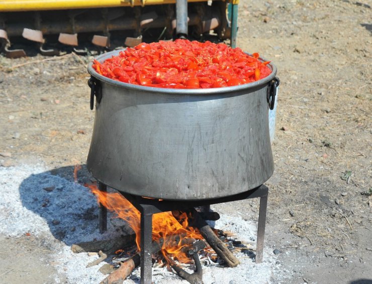 Kadınlardan tarhana yapımı eğitimi