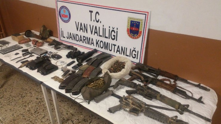 TSK: "Van ve Diyarbakır’da 5 terörist etkisiz hale getirildi"