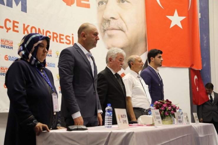 AK Parti Narman İlçe Başkanı Metin Okumuş, güven tazeledi