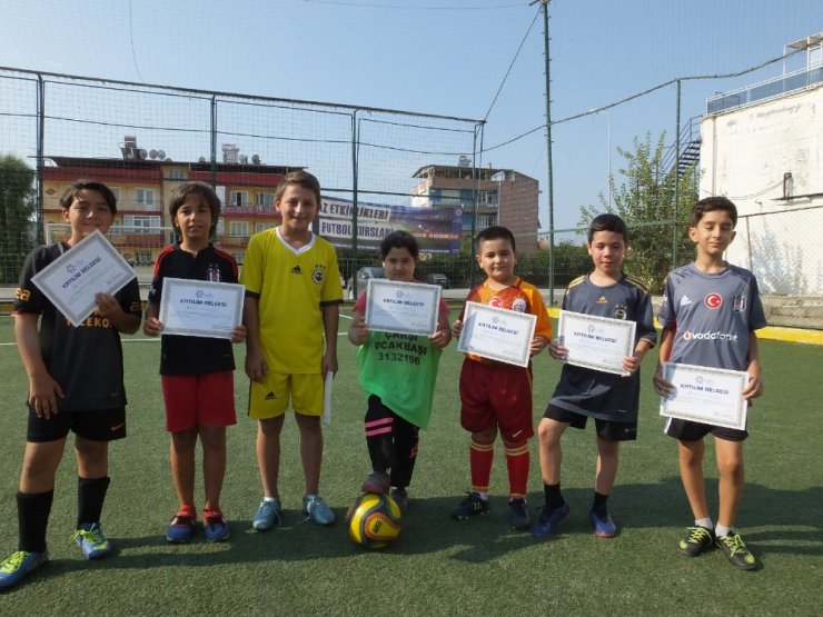 Nazilli’de genç yetenekler sertifikalarını aldı