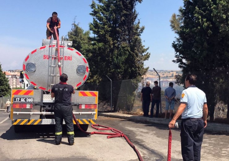 Çanakkale’de jandarma eğitim alanında yangın