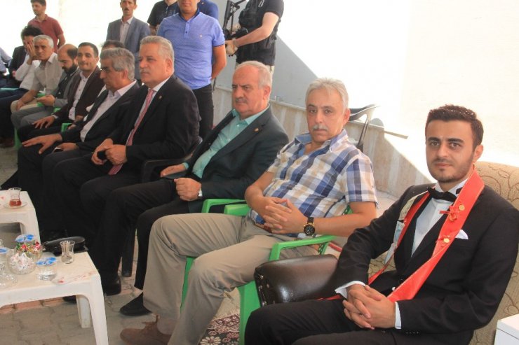 Yalova’dan Hakkari’ye öğretmen gelin