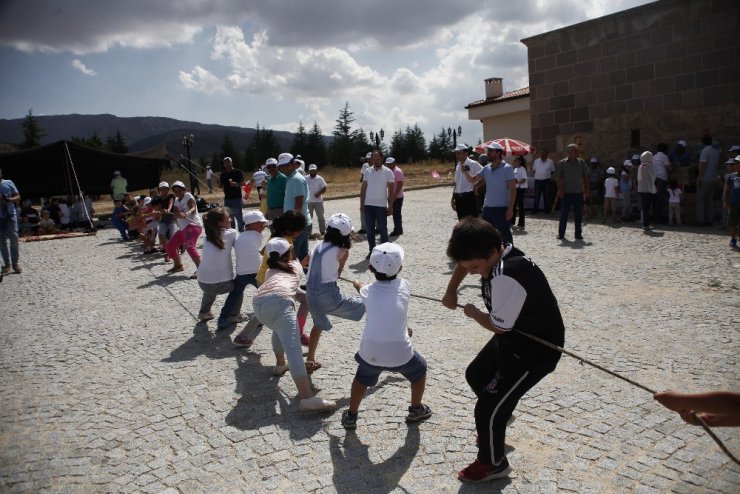 MÜSİAD Konya Şubesi üyeleri geleneksel piknik programında bir araya geldi