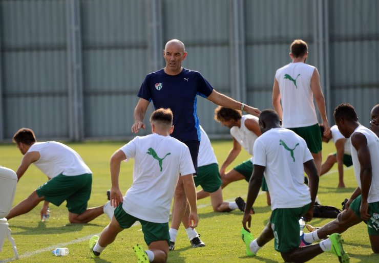 Le Guen: "Hazır olmazsak başımız belaya girer"