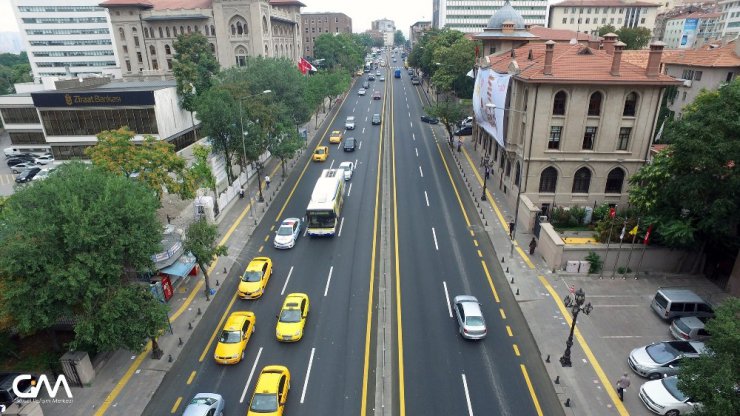 Başkent’te asfaltı yenilenen caddeler pırıl pırıl