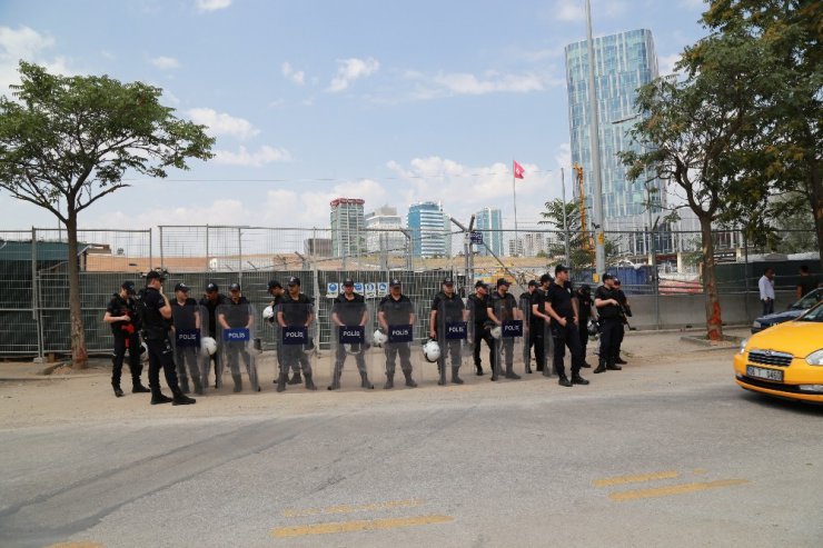 ABD’nin yeni elçilik binası inşaatı Başkent’te protesto edildi