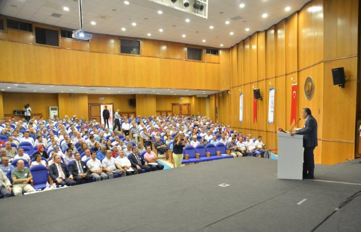 Okul müdürlerine "Yönetim ve Liderlik Eğitimi"