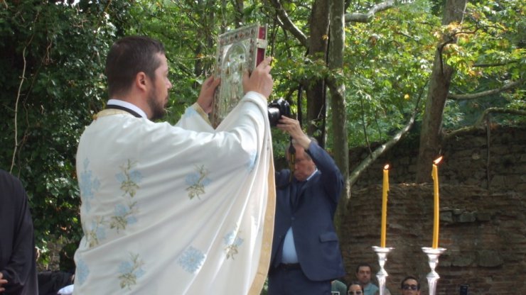 Bartholomeos Kirazlı Manastırı’nda ayin yönetti