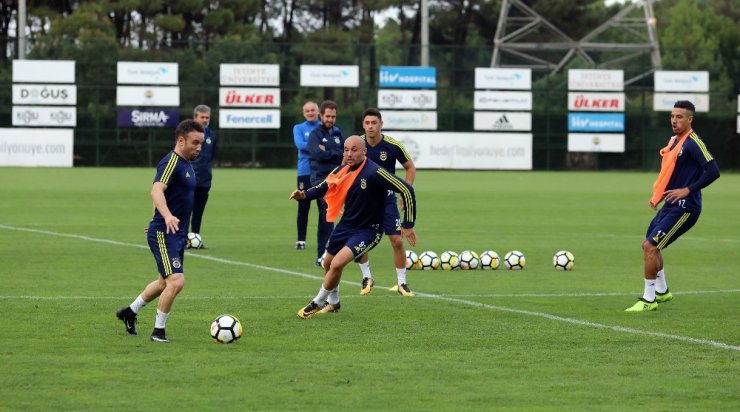 Fenerbahçe, Vardar maçına hazır