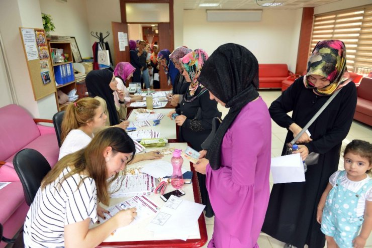 Tuzla Belediyesi Anne Çocuk Eğitim Merkezi yeni dönem kayıtlarına yoğun ilgi