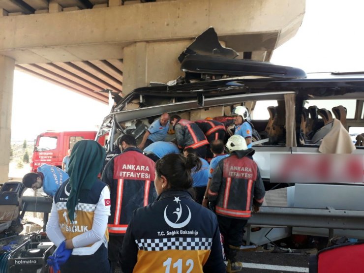 Ankara-Eskişehir karayolunda yolcu otobüsü kaza yaptı: 5 ölü