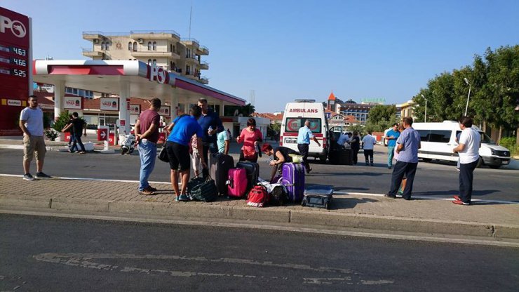 Turist kafilesi kazayı ucuz atlattı