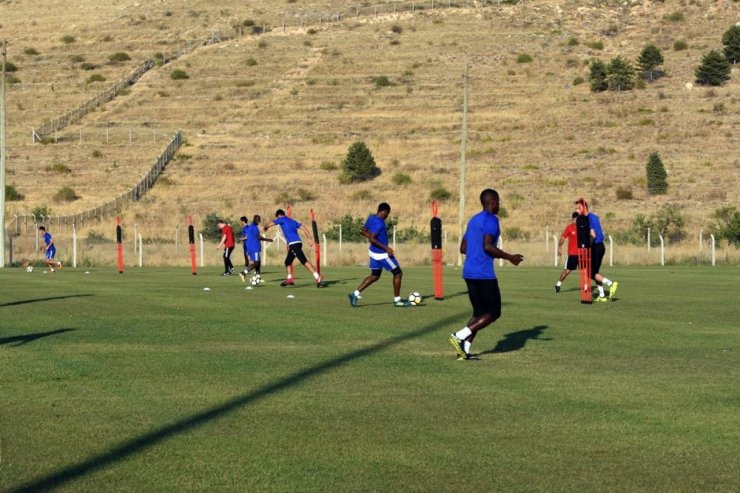 Evkur Yeni Malatyaspor, Antalyaspor maçına 3 puan parolasıyla hazırlanıyor