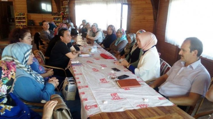 İl Milli Eğitim Müdürü Durmuş, velilerle bir araya geldi