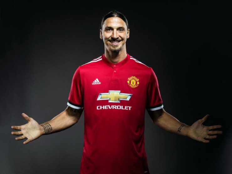 Manchester United, Ibrahimovic ile yeniden anlaştı