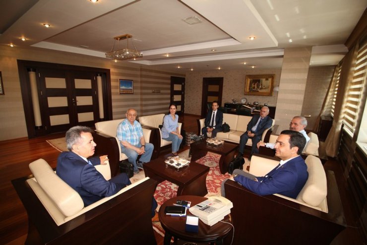 Vali Elban, Kırşehir Belediye Başkanı Cebeci’yi ağırladı