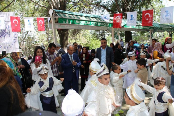 Akşehir Belediyesi 14. Geleneksel Sünnet Şöleni yapıldı