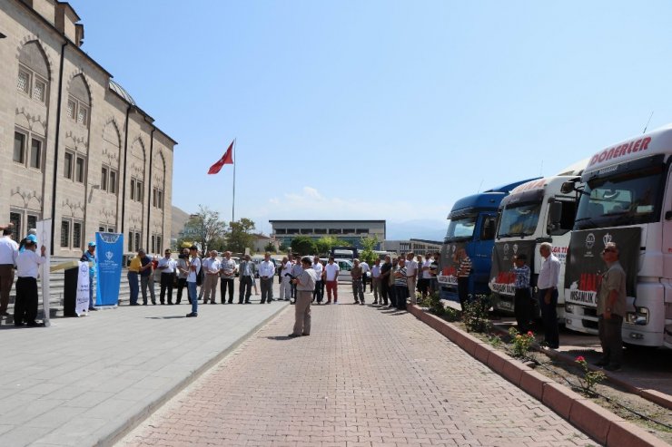 Kayseri’den Halep’e toplam 244 tır yardım malzemesi gönderildi