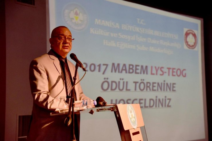 LYS’de başarılı olan MABEM’li öğrencilere ödül