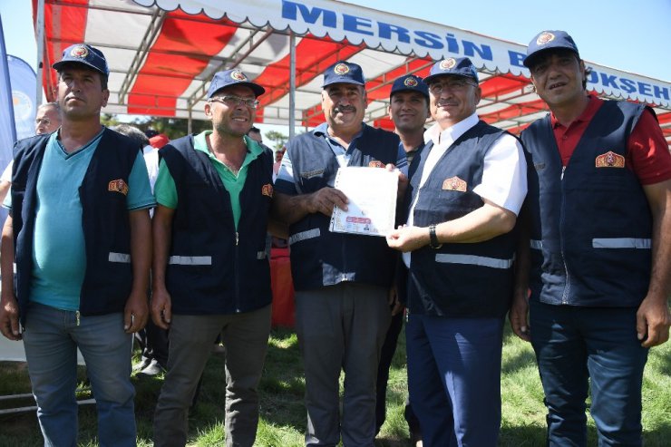 Büyükşehir Belediyesi, Gülnar’daki hizmetlerin açılışını yaptı