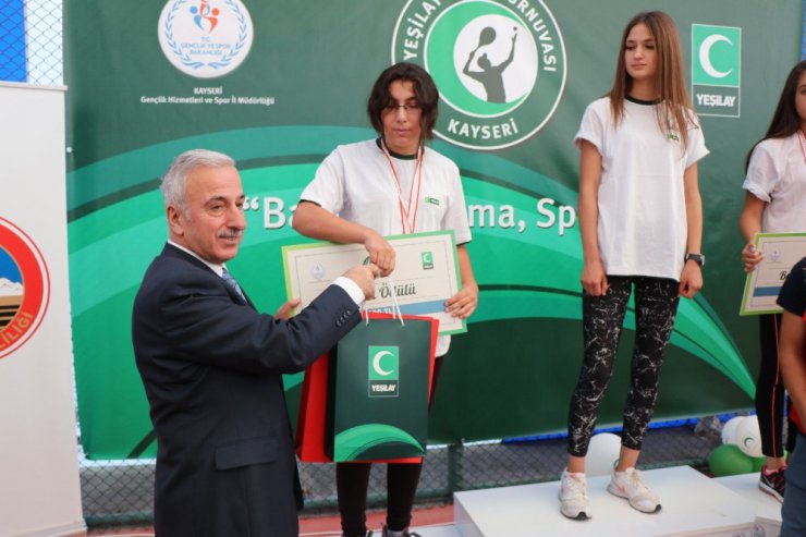 Yeşilay Tenis Turnuvası sona erdi