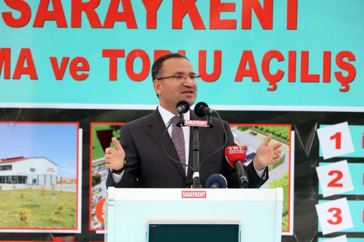 Bozdağ: "Cumhurbaşkanını indirmek istiyorlar"