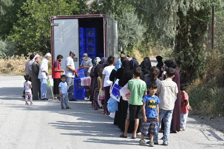 Büyükşehirden ihtiyaç sahibi ailelere her gün 75 bin ekmek