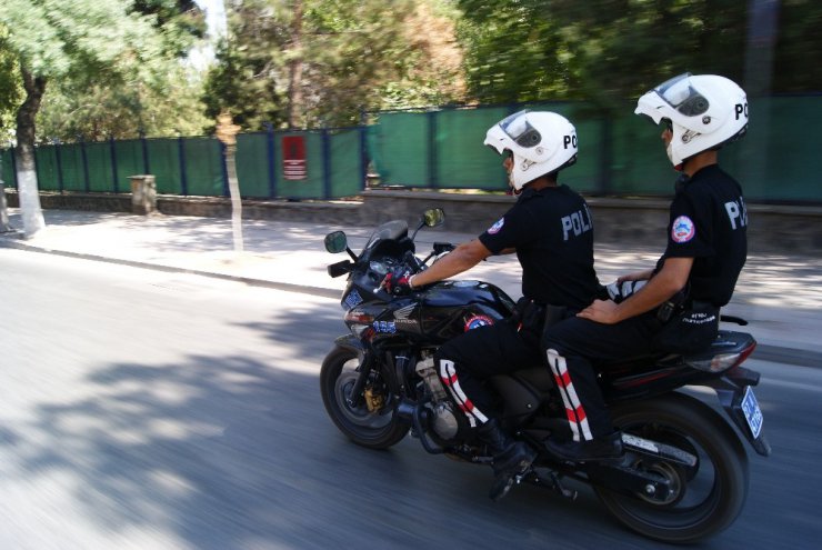 Gaziantep emniyeti bayrama hazır