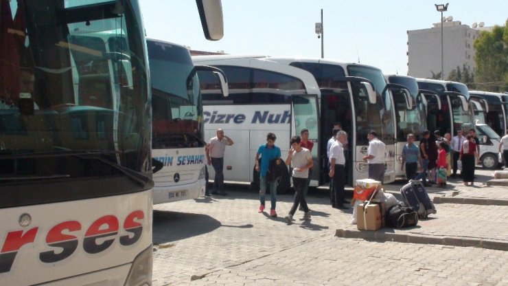 Kızıltepe otogarında Kurban Bayramı yoğunluğu