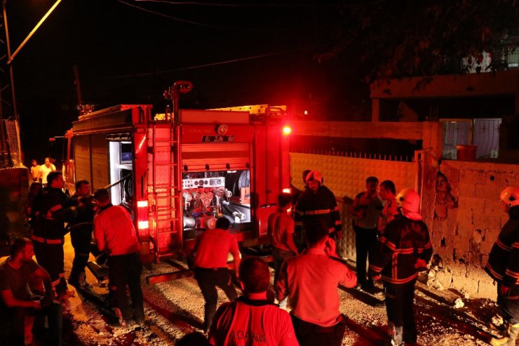 Adana’da silahlı kavga: 1’i polis 13 yaralı