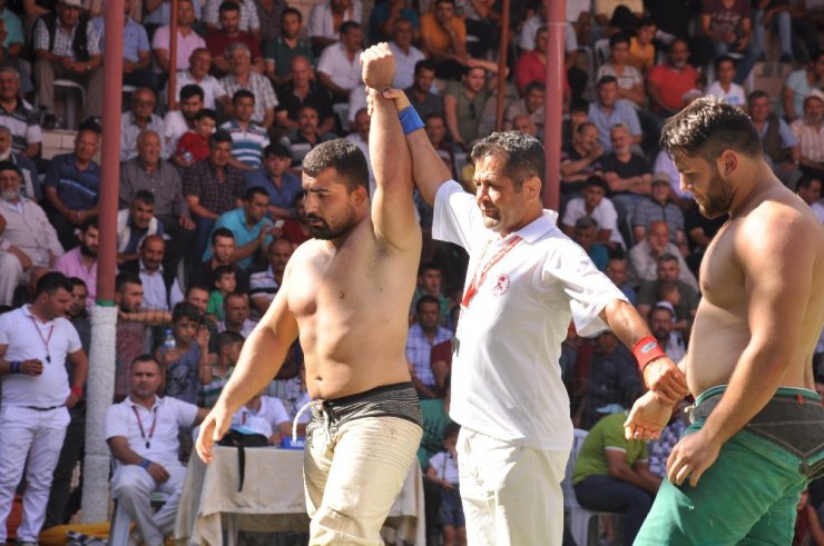 Afşin Eshab-ı Kehf Karakucak Güreş Festivali başladı