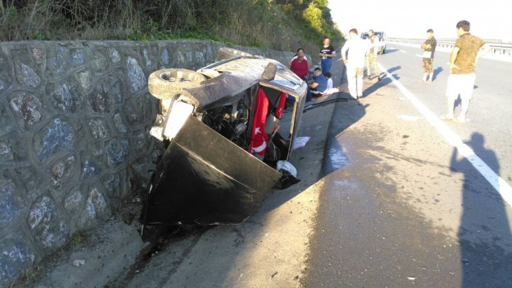 Akçakoca’da trafik kazası 2 yaralı