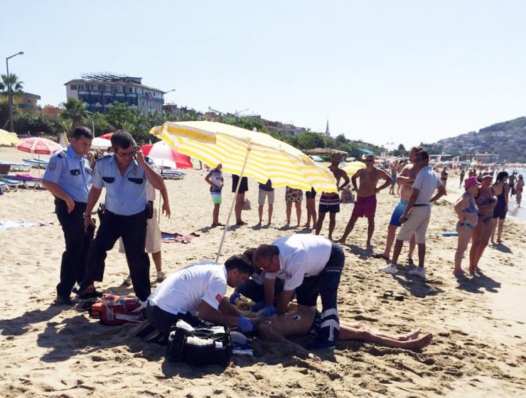 Antalya’da serinlemek için denize giren Rus turist boğuldu