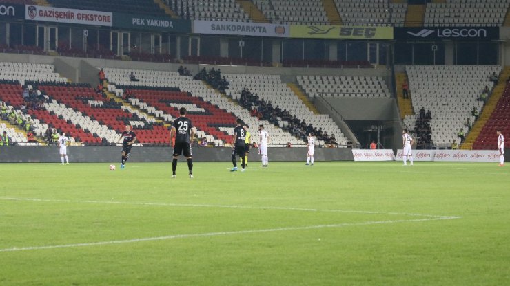 Futbol tarihinde eşi görülmemiş protesto