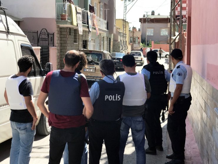 Rehine ihbarı polisi harekete geçirdi